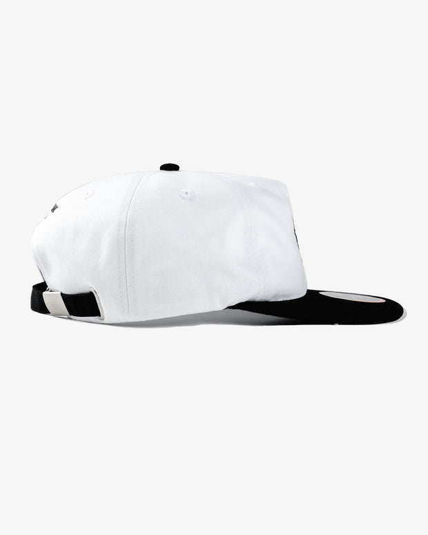 Skull Caddie Two Tone Hat - White / Black