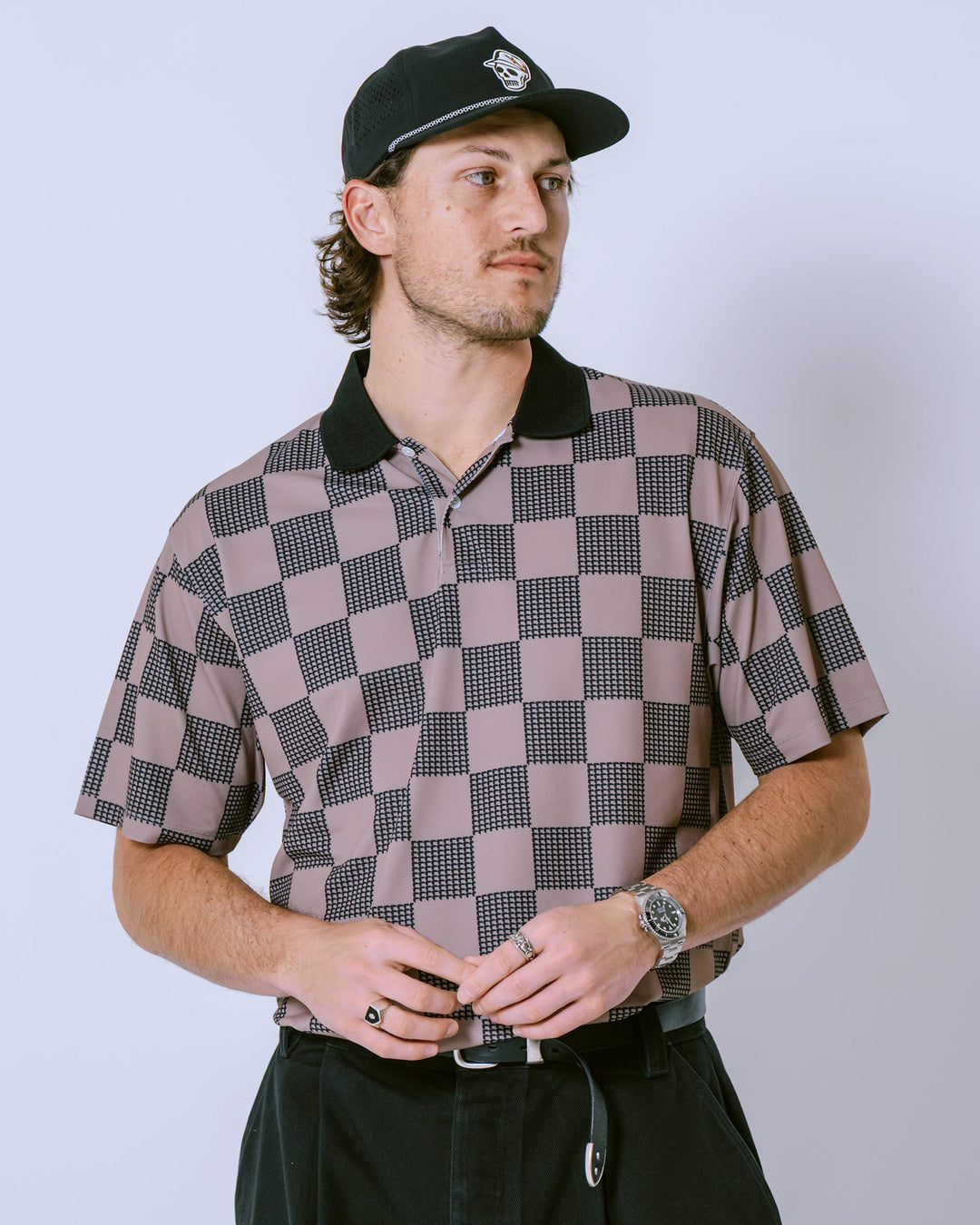 Front9 Polo - Greige / Black | Devereux