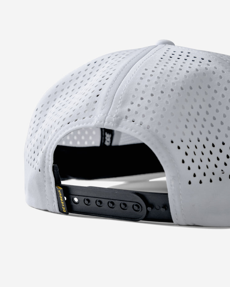 Skull Caddie Performance Rope Hat - White | Devereux