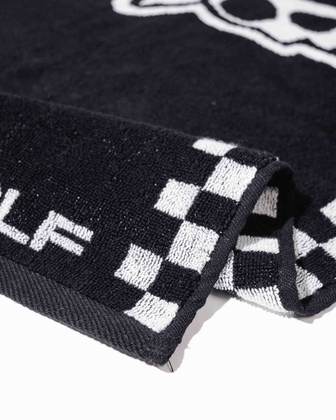 Skull Caddie Knitted Towel - Black / White – Devereux